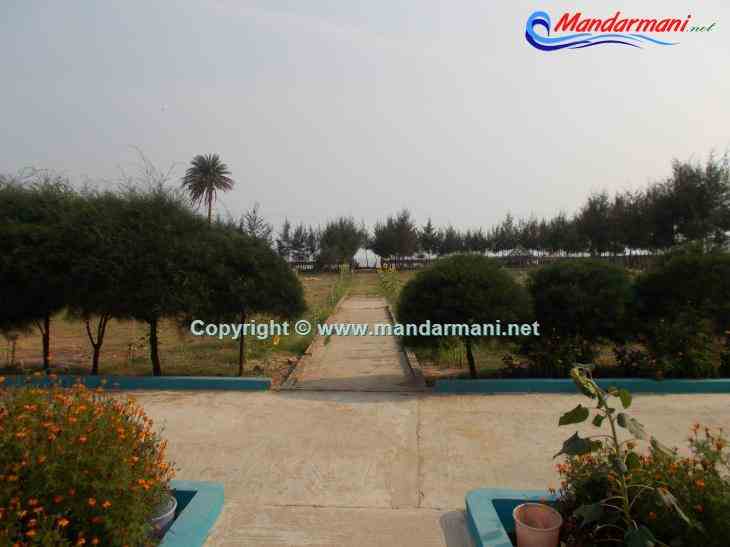 Arka Valley Hotel And Resort - Garden - Mandarmani