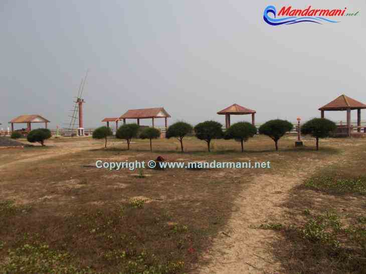 Dream Hut Resort - Garden - Seaview - Mandarmani