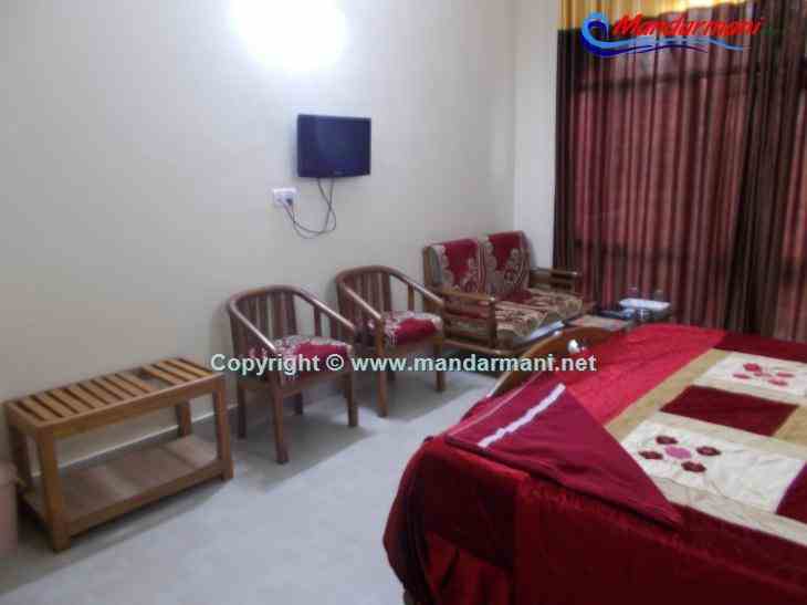 Mohana Guest House - Bed Room Rest Area - Mandarmani