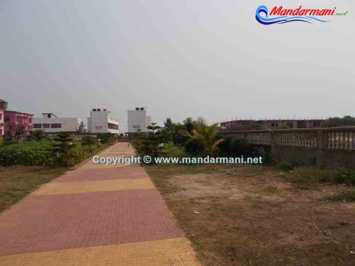 Sunview Resort - Back Side Road - Mandarmani