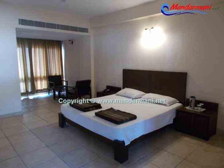 Ajoy Minar Hotel - Bedroom - Mandarmani