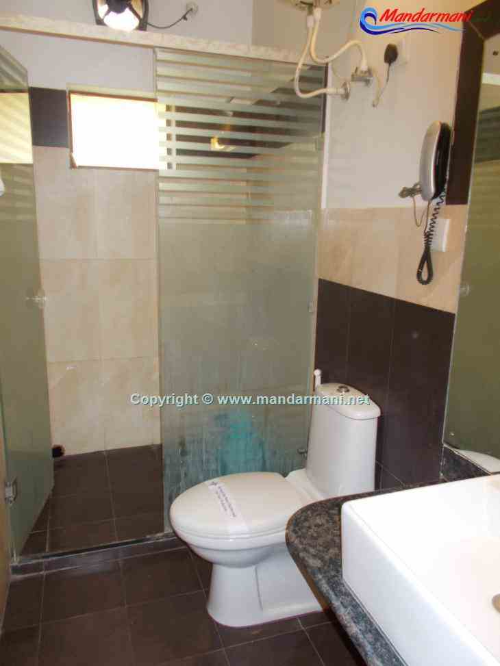 Anutri Beach Resort - Clean Toilet - Mandarmani