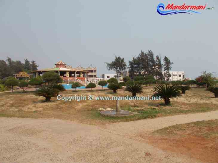 Dream Hut Resort - Garden - Mandarmani