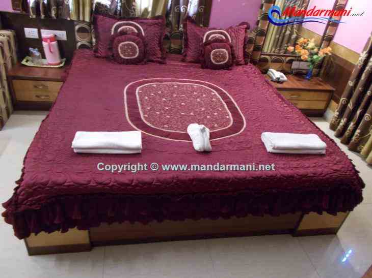 Hotel Diamond Glory - Double - Bed - Mandarmani