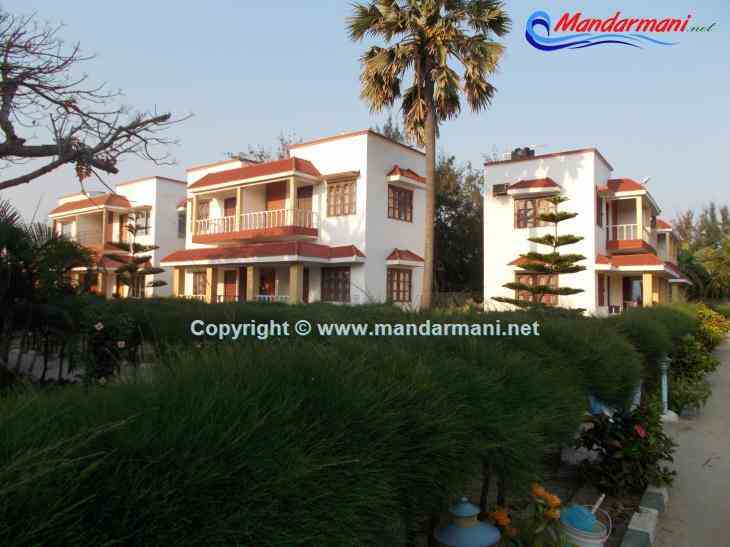 Santiniketan Hotel And Resort - Garden With Building - Mandarmani