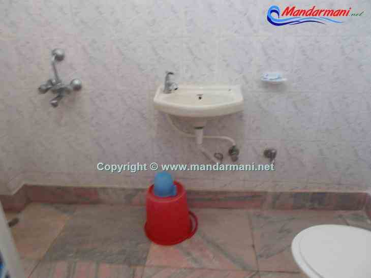 Sonamita - Washroom - Mandarmani