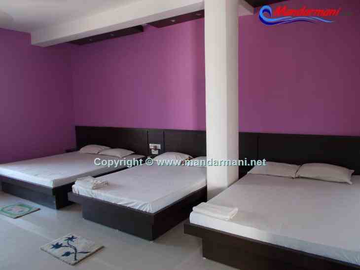 Srinjini Hotel - Room - Six - Bed - Mandarmani