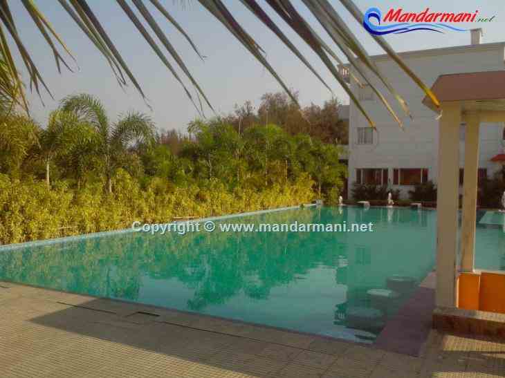 Victoria Beach Resort - Pool - Side - Lawn - Mandarmani
